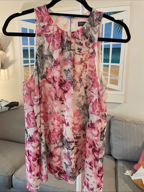 Vince Camuto Tops - Vince Camuto Pink and Gray Floral Sleeveless Blouse